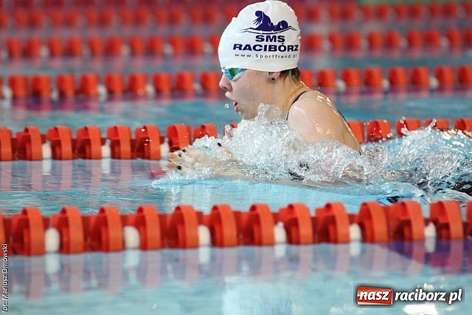 Zdjęcie w galerii na portalu naszraciborz.pl: XII Międzynarodowe Zawody Pływackie o Puchar Prezesa MKS-SMS Victoria Racib&oacute;rz wiadomości z regionu