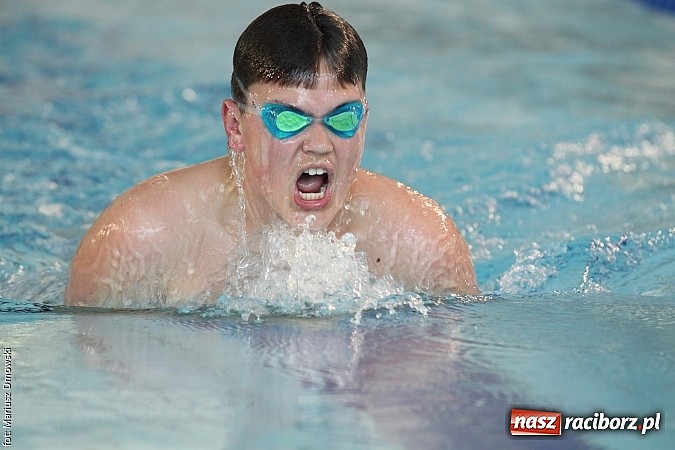Zdjęcie w galerii na portalu naszraciborz.pl: XII Międzynarodowe Zawody Pływackie o Puchar Prezesa MKS-SMS Victoria Racib&oacute;rz wiadomości z regionu