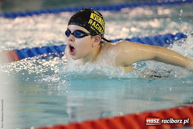 Zdjęcie w galerii na portalu naszraciborz.pl: XII Międzynarodowe Zawody Pływackie o Puchar Prezesa MKS-SMS Victoria Racib&oacute;rz wiadomości z regionu