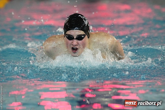 Zdjęcie w galerii na portalu naszraciborz.pl: XII Międzynarodowe Zawody Pływackie o Puchar Prezesa MKS-SMS Victoria Racib&oacute;rz wiadomości z regionu