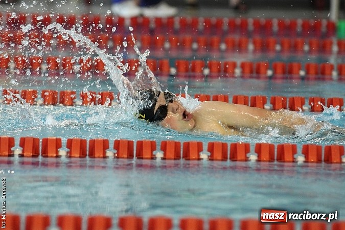 Zdjęcie w galerii na portalu naszraciborz.pl: XII Międzynarodowe Zawody Pływackie o Puchar Prezesa MKS-SMS Victoria Racib&oacute;rz wiadomości z regionu