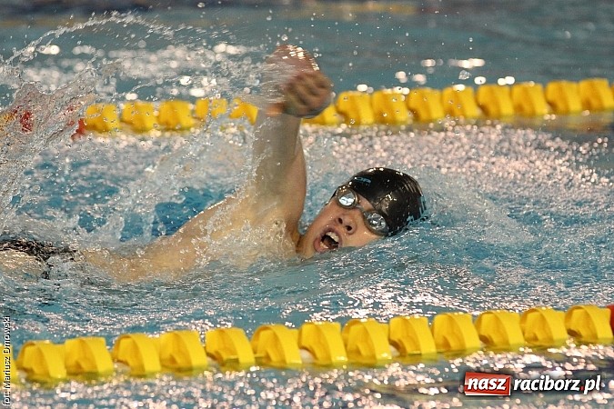 Zdjęcie w galerii na portalu naszraciborz.pl: XII Międzynarodowe Zawody Pływackie o Puchar Prezesa MKS-SMS Victoria Racib&oacute;rz wiadomości z regionu