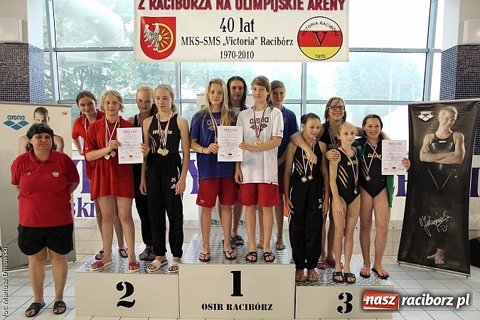 Zdjęcie w galerii na portalu naszraciborz.pl: XII Międzynarodowe Zawody Pływackie o Puchar Prezesa MKS-SMS Victoria Racib&oacute;rz wiadomości z regionu