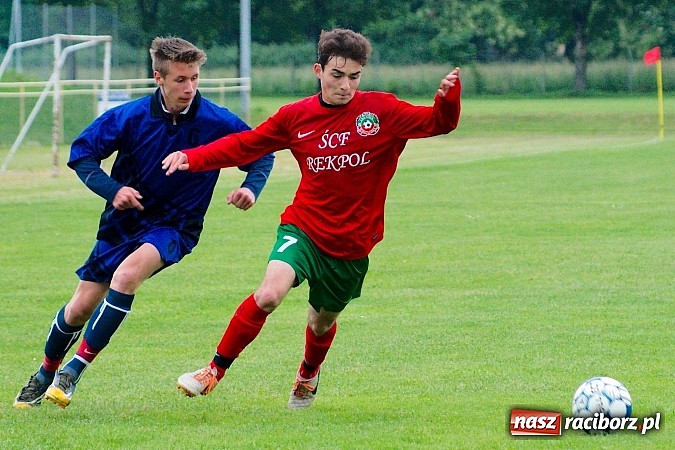 Zdjęcie w galerii na portalu naszraciborz.pl: Skromne zwycięstwo juniorów Turzy przy Łąkowej wiadomości z regionu