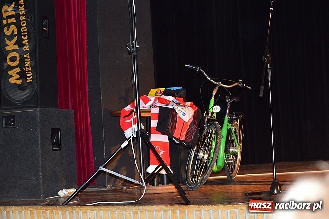 Zdjęcie w galerii na portalu naszraciborz.pl: W Kuźni Raciborskiej grali dla Asi wiadomości z regionu