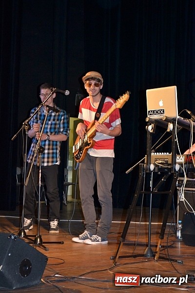 Zdjęcie w galerii na portalu naszraciborz.pl: W Kuźni Raciborskiej grali dla Asi wiadomości z regionu