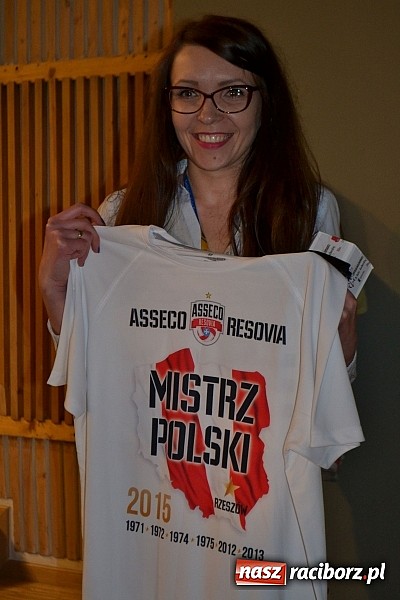 Zdjęcie w galerii na portalu naszraciborz.pl: W Kuźni Raciborskiej grali dla Asi wiadomości z regionu