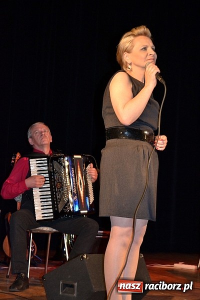 Zdjęcie w galerii na portalu naszraciborz.pl: W Kuźni Raciborskiej grali dla Asi wiadomości z regionu