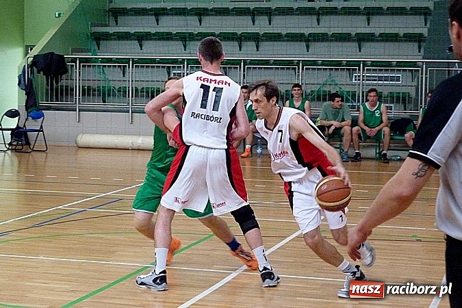 Zdjęcie w galerii na portalu naszraciborz.pl: Brooklyn Basket Liga. Zwycięstwa faworytów  wiadomości z regionu
