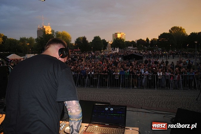 Zdjęcie w galerii na portalu naszraciborz.pl: Raciborski duet DJ-ów zwycięzcą Bitwy kapel wiadomości z regionu