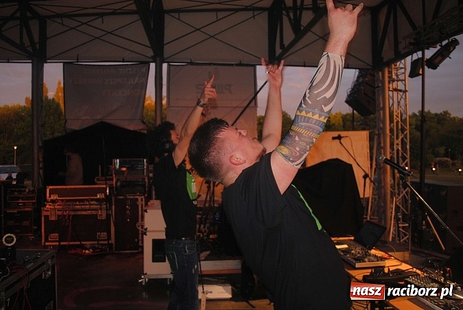 Zdjęcie w galerii na portalu naszraciborz.pl: Raciborski duet DJ-ów zwycięzcą Bitwy kapel wiadomości z regionu