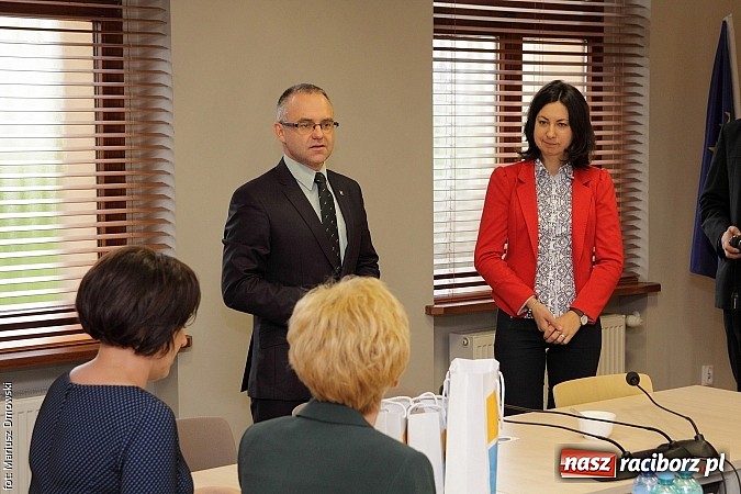 Zdjęcie w galerii na portalu naszraciborz.pl: Uczeń ZSP w Rzuchowie z tytułem Mistrza Ortografii 2015 szk&oacute;ł podstawowych wiadomości z regionu