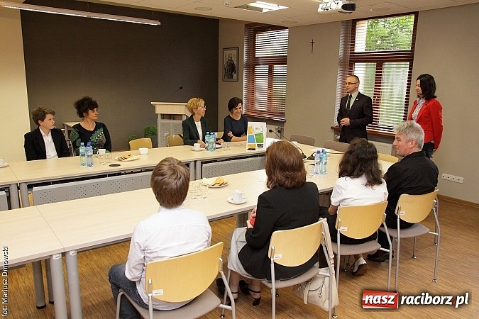 Zdjęcie w galerii na portalu naszraciborz.pl: Uczeń ZSP w Rzuchowie z tytułem Mistrza Ortografii 2015 szk&oacute;ł podstawowych wiadomości z regionu