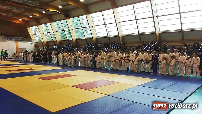 Zdjęcie w galerii na portalu naszraciborz.pl: Najmłodsi Łamatorzy na rybnickich matach  wiadomości z regionu