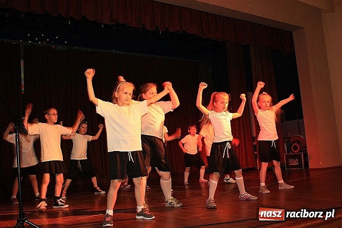 Zdjęcie w galerii na portalu naszraciborz.pl: Pokazy taneczne w Krzanowicach wiadomości z regionu