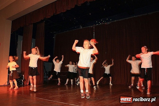Zdjęcie w galerii na portalu naszraciborz.pl: Pokazy taneczne w Krzanowicach wiadomości z regionu