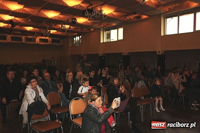 Zdjęcie w galerii na portalu naszraciborz.pl: Pokazy taneczne w Krzanowicach wiadomości z regionu