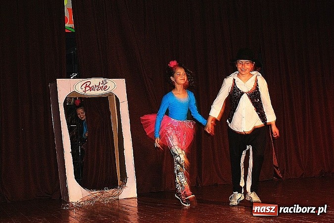 Zdjęcie w galerii na portalu naszraciborz.pl: Pokazy taneczne w Krzanowicach wiadomości z regionu