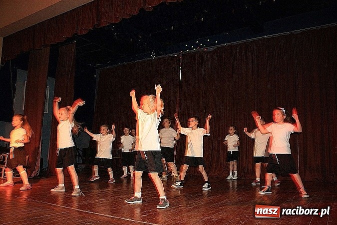 Zdjęcie w galerii na portalu naszraciborz.pl: Pokazy taneczne w Krzanowicach wiadomości z regionu