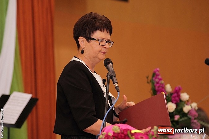 Zdjęcie w galerii na portalu naszraciborz.pl: Uroczyste rozstrzygnięcie Jubileuszowego Konkursu Plastycznego im. Eichendorffa wiadomości z regionu