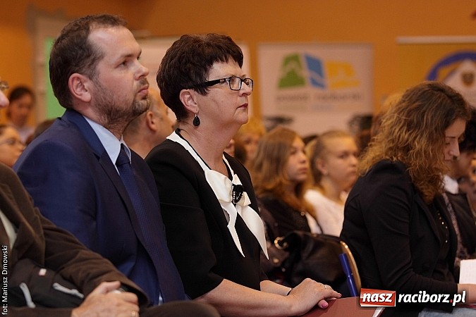 Zdjęcie w galerii na portalu naszraciborz.pl: Uroczyste rozstrzygnięcie Jubileuszowego Konkursu Plastycznego im. Eichendorffa wiadomości z regionu