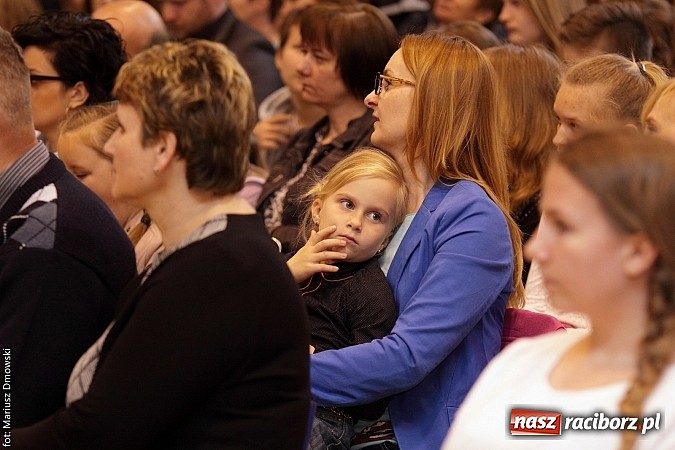 Zdjęcie w galerii na portalu naszraciborz.pl: Uroczyste rozstrzygnięcie Jubileuszowego Konkursu Plastycznego im. Eichendorffa wiadomości z regionu
