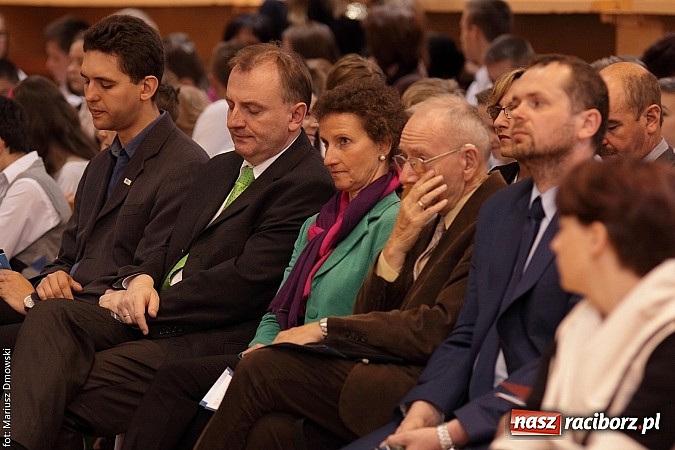 Zdjęcie w galerii na portalu naszraciborz.pl: Uroczyste rozstrzygnięcie Jubileuszowego Konkursu Plastycznego im. Eichendorffa wiadomości z regionu