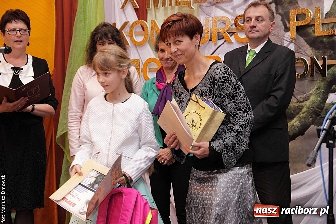 Zdjęcie w galerii na portalu naszraciborz.pl: Uroczyste rozstrzygnięcie Jubileuszowego Konkursu Plastycznego im. Eichendorffa wiadomości z regionu