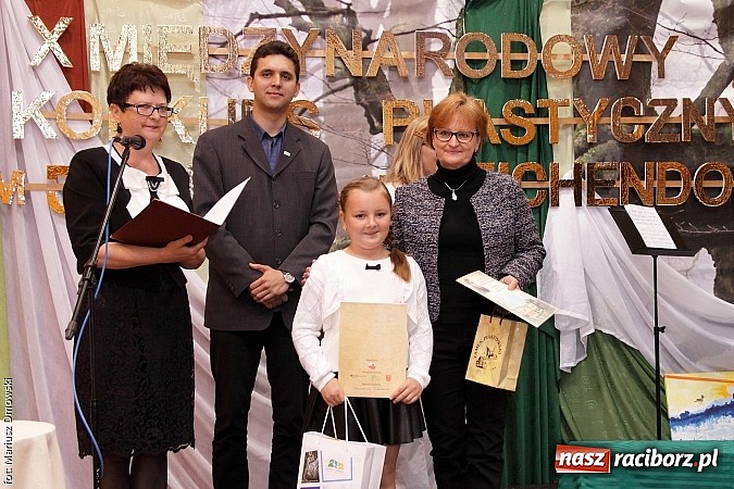 Zdjęcie w galerii na portalu naszraciborz.pl: Uroczyste rozstrzygnięcie Jubileuszowego Konkursu Plastycznego im. Eichendorffa wiadomości z regionu