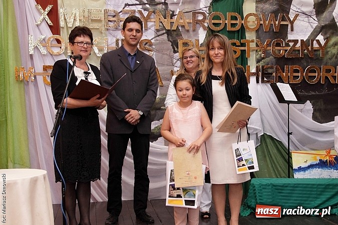 Zdjęcie w galerii na portalu naszraciborz.pl: Uroczyste rozstrzygnięcie Jubileuszowego Konkursu Plastycznego im. Eichendorffa wiadomości z regionu