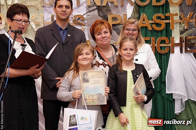Zdjęcie w galerii na portalu naszraciborz.pl: Uroczyste rozstrzygnięcie Jubileuszowego Konkursu Plastycznego im. Eichendorffa wiadomości z regionu