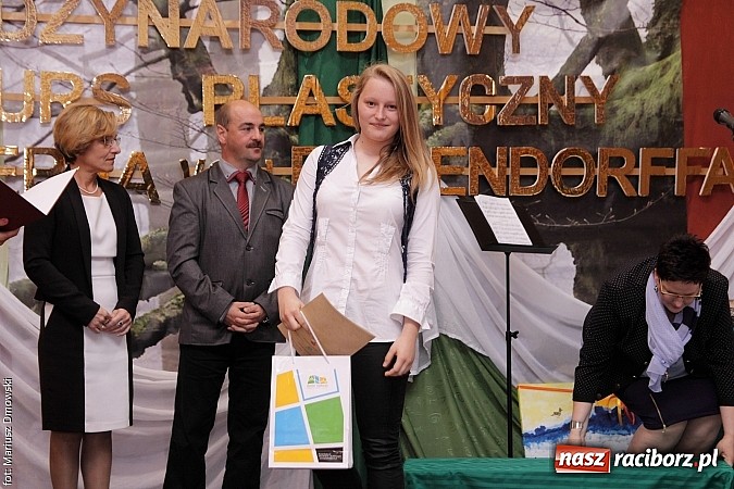 Zdjęcie w galerii na portalu naszraciborz.pl: Uroczyste rozstrzygnięcie Jubileuszowego Konkursu Plastycznego im. Eichendorffa wiadomości z regionu