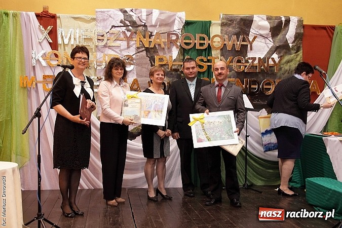 Zdjęcie w galerii na portalu naszraciborz.pl: Uroczyste rozstrzygnięcie Jubileuszowego Konkursu Plastycznego im. Eichendorffa wiadomości z regionu