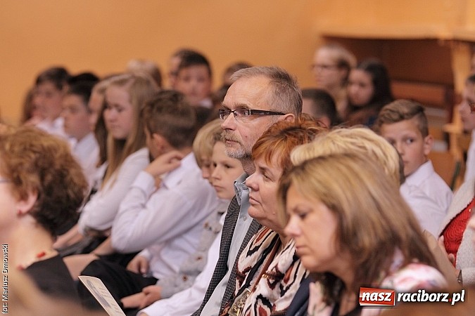 Zdjęcie w galerii na portalu naszraciborz.pl: Uroczyste rozstrzygnięcie Jubileuszowego Konkursu Plastycznego im. Eichendorffa wiadomości z regionu