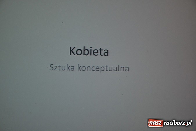 Zdjęcie w galerii na portalu naszraciborz.pl: Dyplom 2015 - wernisaż wystawy absolwent&oacute;w Liceum Plastycznego ZSO nr 1 wiadomości z regionu