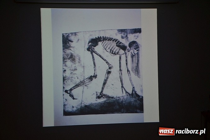 Zdjęcie w galerii na portalu naszraciborz.pl: Dyplom 2015 - wernisaż wystawy absolwent&oacute;w Liceum Plastycznego ZSO nr 1 wiadomości z regionu