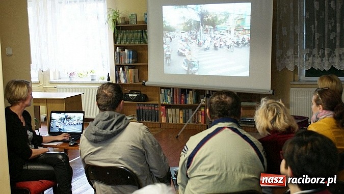 Zdjęcie w galerii na portalu naszraciborz.pl: Z Markowic do Kambodży i Wietnamu  wiadomości z regionu