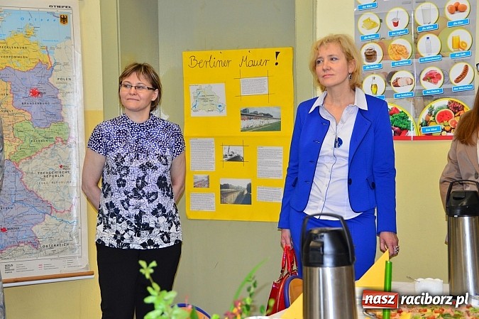 Zdjęcie w galerii na portalu naszraciborz.pl: Klasy chemiczne w Zespole Szkół Zawodowych pod patronatem Policji wiadomości z regionu