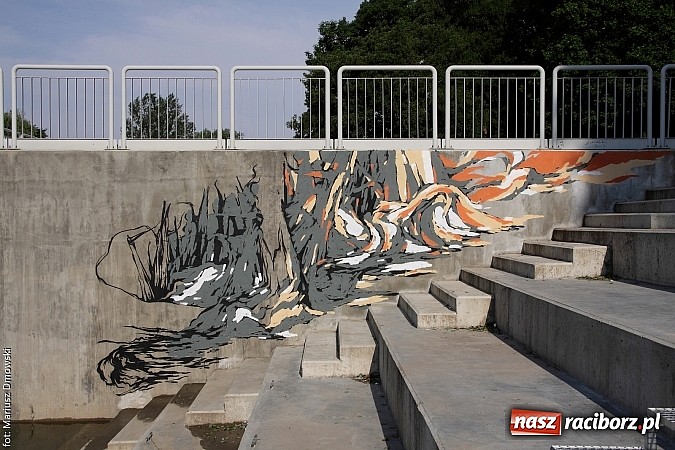 Zdjęcie w galerii na portalu naszraciborz.pl: Przystań zmienia swoje oblicze. Beton pokryją murale  wiadomości z regionu