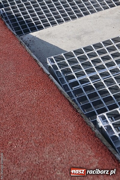 Zdjęcie w galerii na portalu naszraciborz.pl: Przystań zmienia swoje oblicze. Beton pokryją murale  wiadomości z regionu