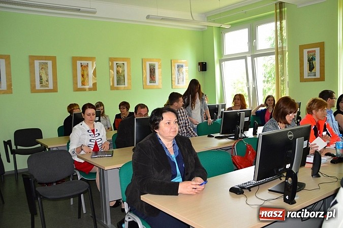 Zdjęcie w galerii na portalu naszraciborz.pl: Konferencja w PWSZ promująca polsko-czeski projekt wiadomości z regionu