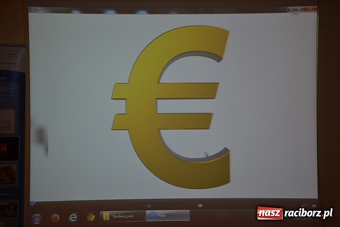 Zdjęcie w galerii na portalu naszraciborz.pl: Zamek Piastowski. Konferencja Ciepłownicza Czyste Powietrze 2016 wiadomości z regionu