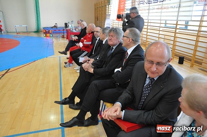 Zdjęcie w galerii na portalu naszraciborz.pl: Najlepsi wolniacy zjechali do Rudnika. Trwają zapaśnicze międzynarodowe mistrzostwa Polski wiadomości z regionu