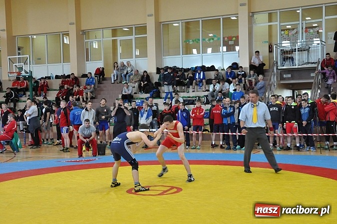 Zdjęcie w galerii na portalu naszraciborz.pl: Najlepsi wolniacy zjechali do Rudnika. Trwają zapaśnicze międzynarodowe mistrzostwa Polski wiadomości z regionu