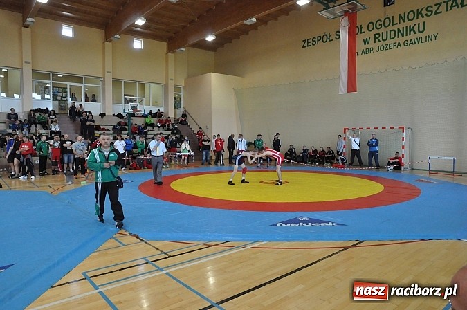 Zdjęcie w galerii na portalu naszraciborz.pl: Najlepsi wolniacy zjechali do Rudnika. Trwają zapaśnicze międzynarodowe mistrzostwa Polski wiadomości z regionu