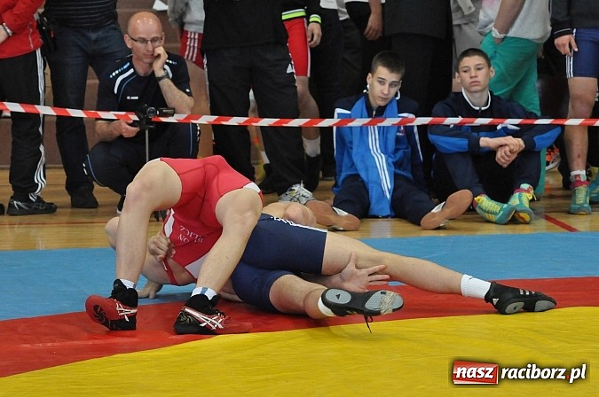 Zdjęcie w galerii na portalu naszraciborz.pl: Najlepsi wolniacy zjechali do Rudnika. Trwają zapaśnicze międzynarodowe mistrzostwa Polski wiadomości z regionu