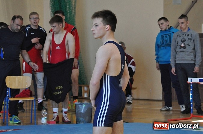 Zdjęcie w galerii na portalu naszraciborz.pl: Najlepsi wolniacy zjechali do Rudnika. Trwają zapaśnicze międzynarodowe mistrzostwa Polski wiadomości z regionu