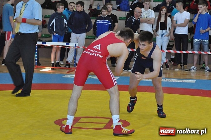 Zdjęcie w galerii na portalu naszraciborz.pl: Najlepsi wolniacy zjechali do Rudnika. Trwają zapaśnicze międzynarodowe mistrzostwa Polski wiadomości z regionu