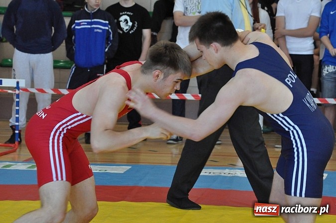 Zdjęcie w galerii na portalu naszraciborz.pl: Najlepsi wolniacy zjechali do Rudnika. Trwają zapaśnicze międzynarodowe mistrzostwa Polski wiadomości z regionu