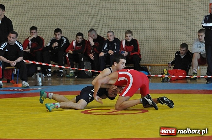 Zdjęcie w galerii na portalu naszraciborz.pl: Najlepsi wolniacy zjechali do Rudnika. Trwają zapaśnicze międzynarodowe mistrzostwa Polski wiadomości z regionu